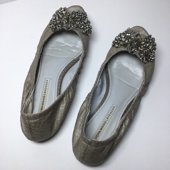 Vera Wang Lavender Gray Snake Peep Toe Flat 6.5 - Picture 3 of 7
